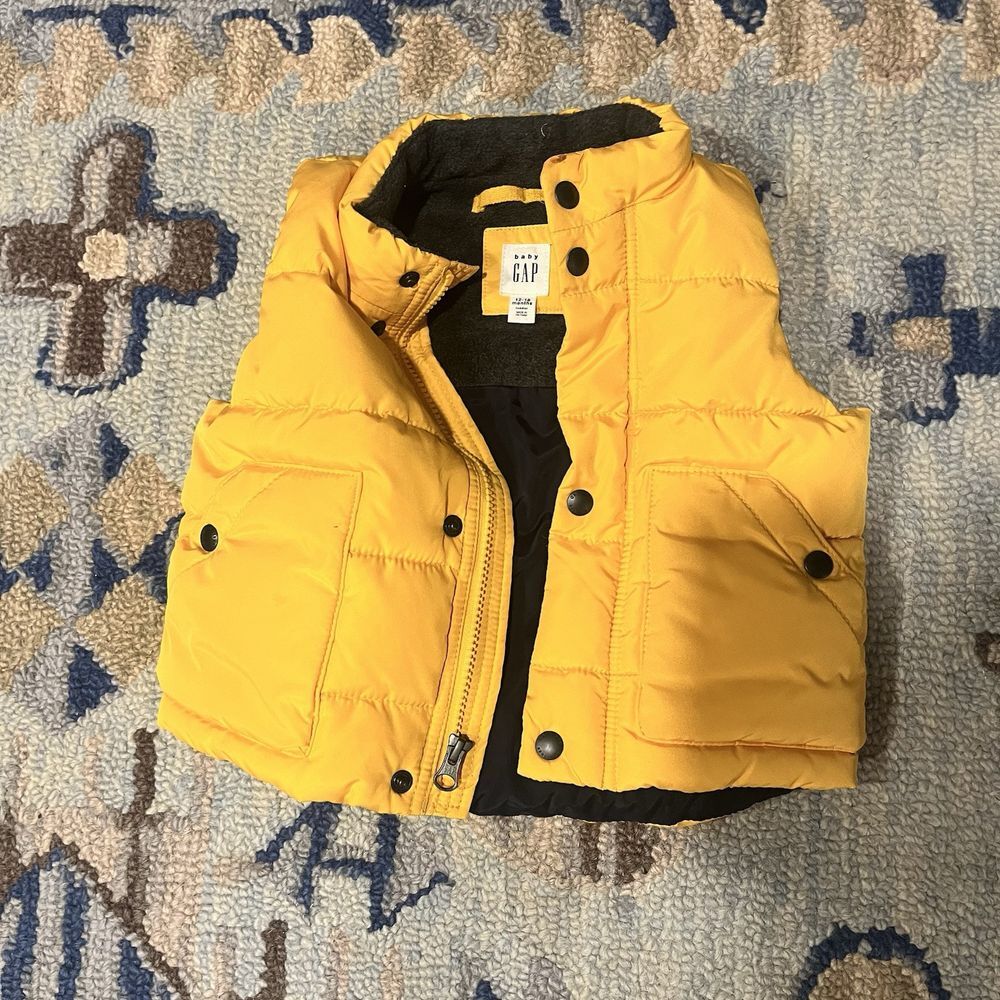 Gap 12-18 Month Yellow Quilted Lined Puffer Vest‎